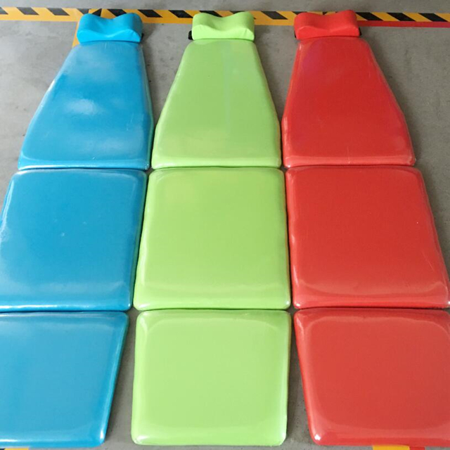 Unidade de cadeira dent&aacute;ria port&aacute;til com compressor.