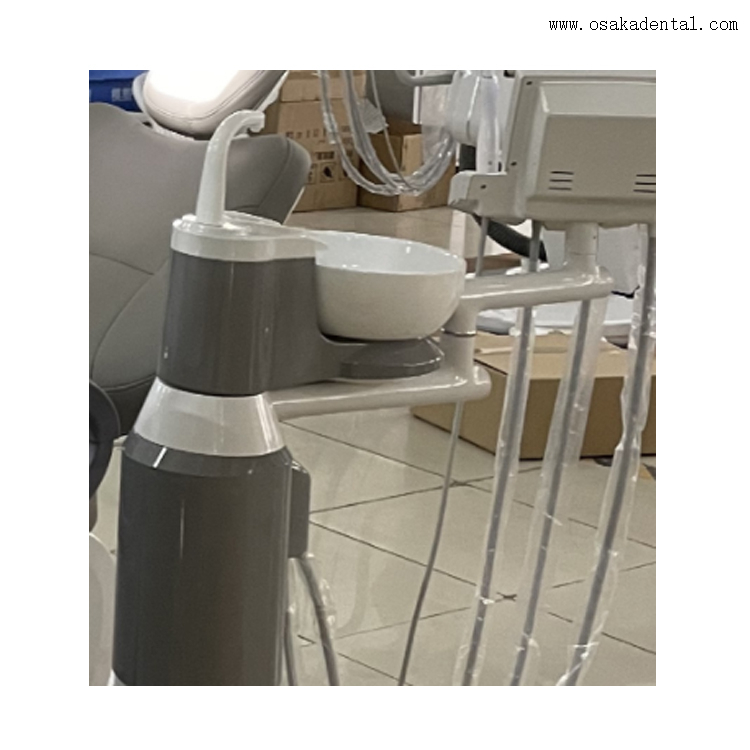 Cadeira odontológica de alto nível com monitor de 17 polegadas e câmera oral