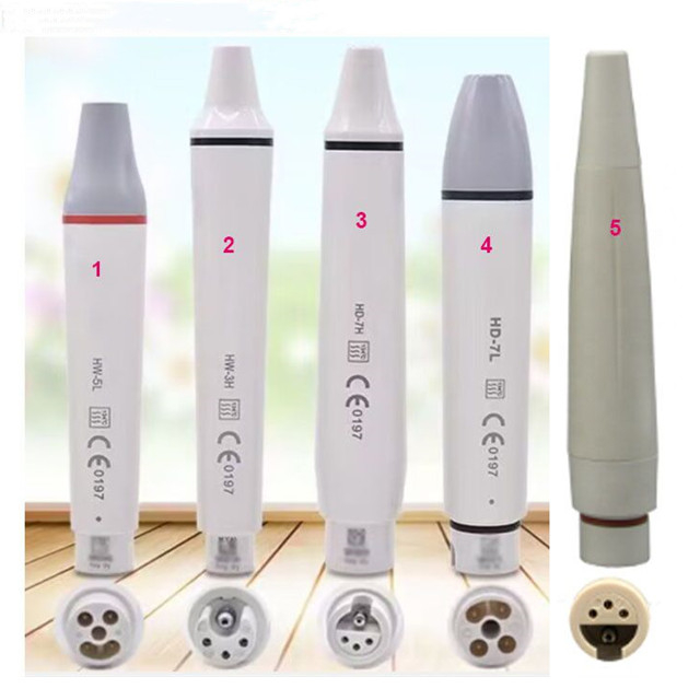 Uma peça de mão para raspador dentário com LED ou sem LED para diferentes raspadores