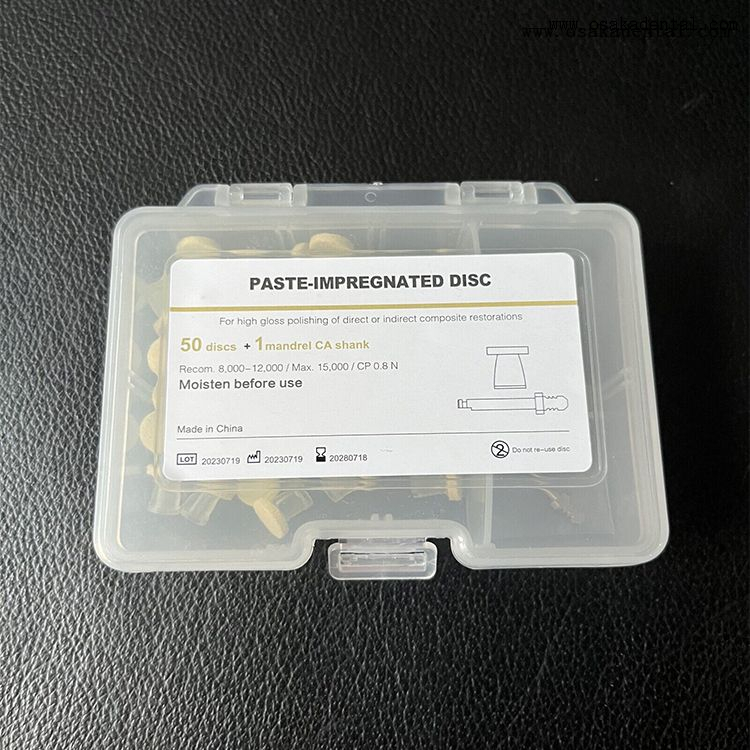 Disco impregnado com pasta dentária para polimento de alto brilho