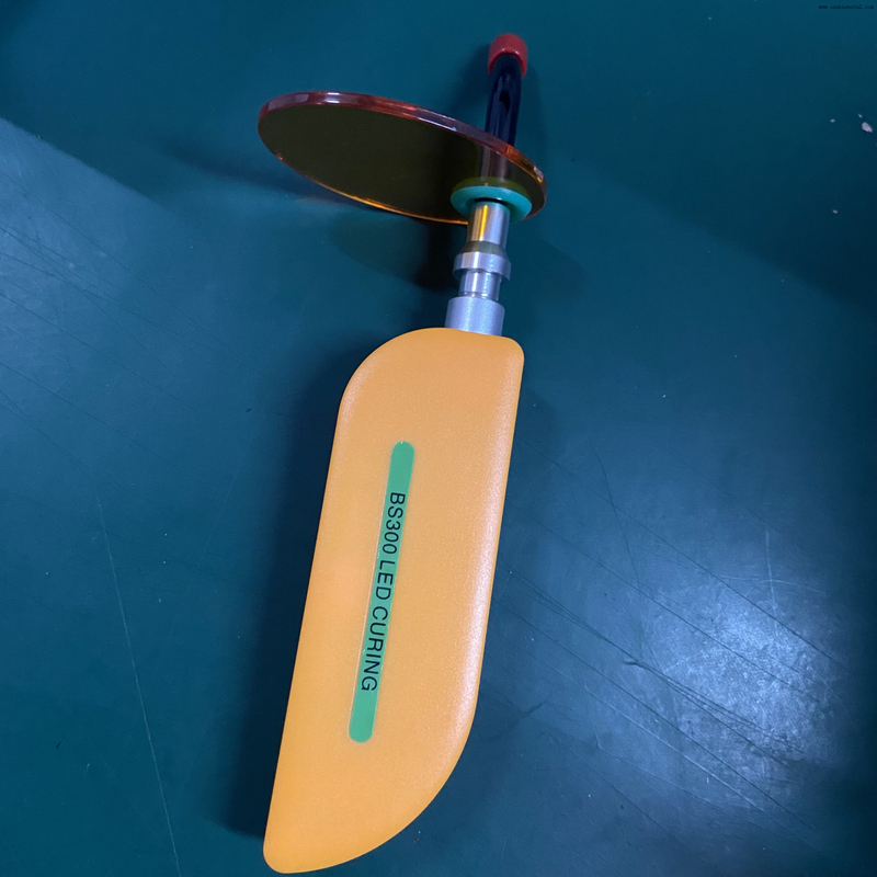 Luz de cura LED tipo econômico odontológico OSA-F686C1