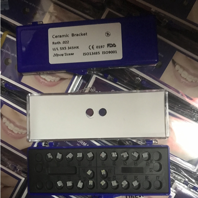 Suporte ortodôntico cerâmico dental para adultos