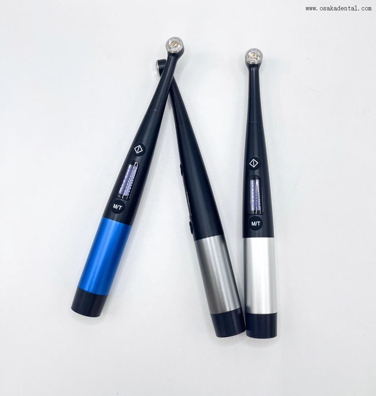 Uma segunda luz de cura LED