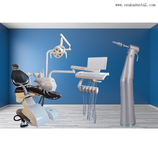 Cadeira dental cor preta com grande visualizador de raio X