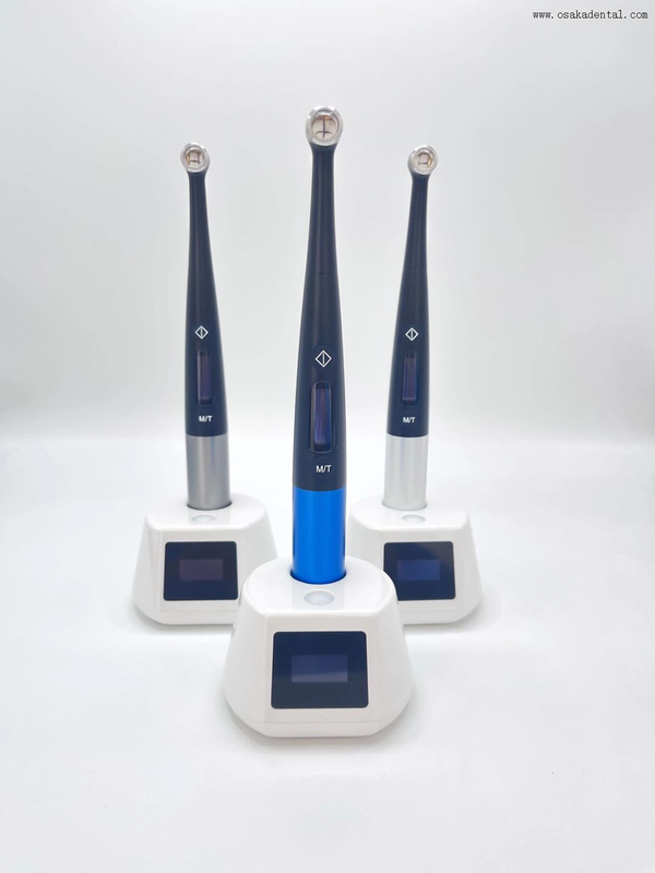 Uma segunda luz de cura LED