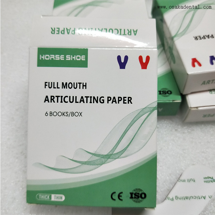 Papel articulado de boca cheia de ferradura de cavalo