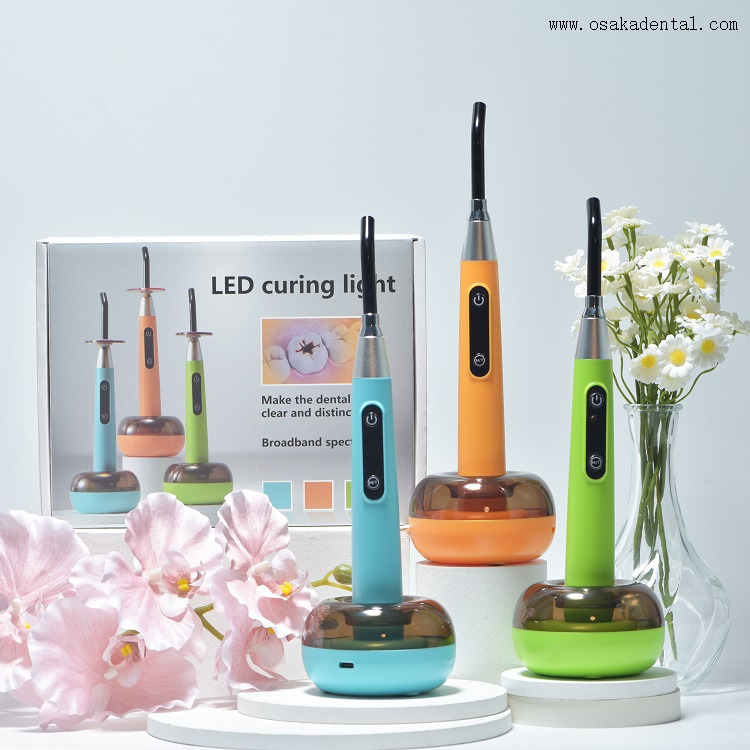 Fotopolimerizador LED odontológico com função de detecção de cárie