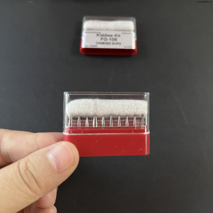 Brocas diamantadas para uso de polimento em clínica odontológica