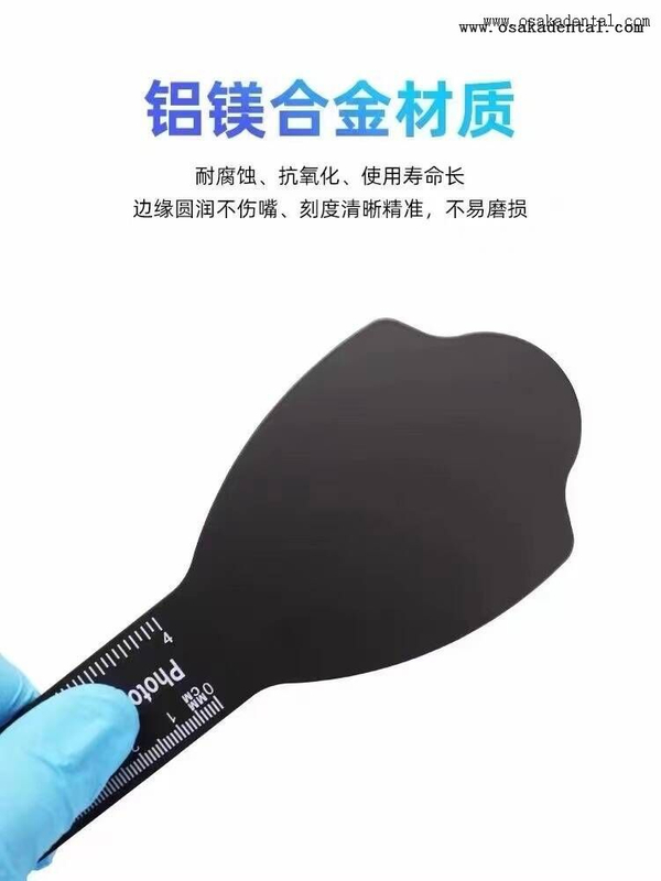 Material autoclavável com fundo preto com contraste fotográfico dental