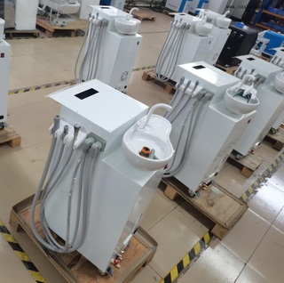 Carrinho móvel para uso em clínica odontológica com Spitton e peça de mão