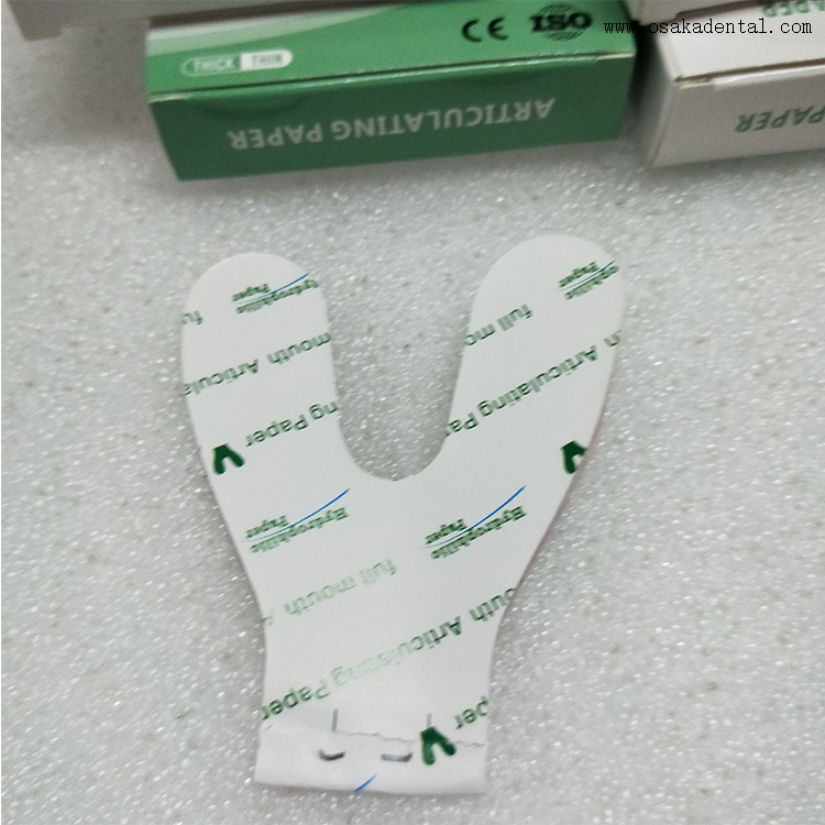 Papel articulado de boca cheia de ferradura de cavalo