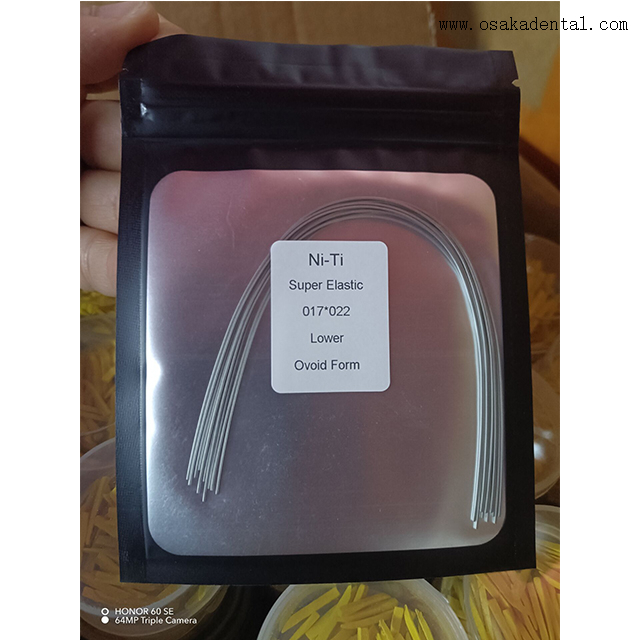 Fios ortodônticos de aço inoxidável resistentes à corrosão