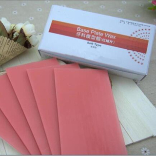 Uma cera de placa base dentária para material de laboratório dentário